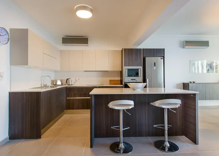 Apartamento The Ultimate Luxury, With Pool By Buena Vista Sliema